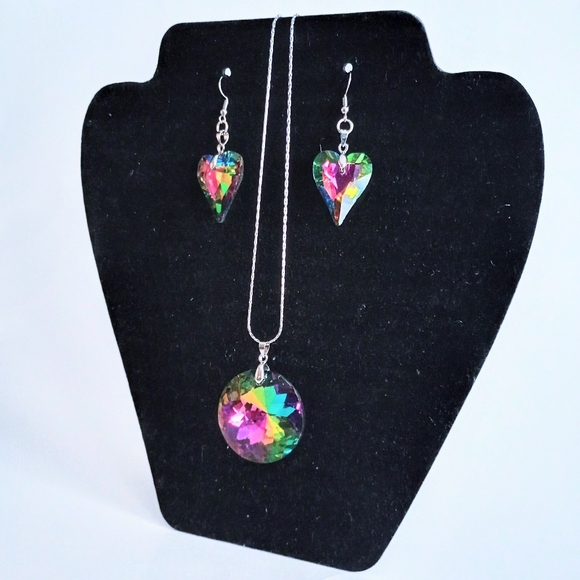 Handcrafted Rainbow Faceted Necklace and Earrings - Picture 2 of 8
